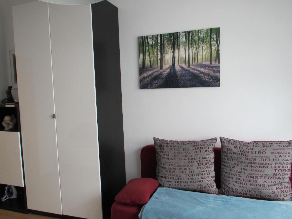 Noch Gemuetlicher Essen Bagian luar foto