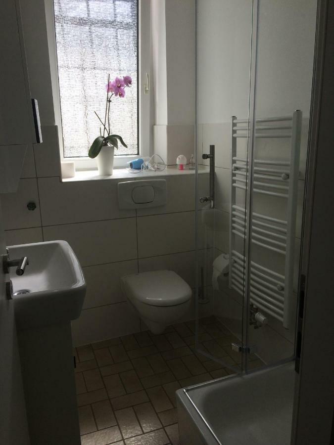 Noch Gemuetlicher Essen Bagian luar foto